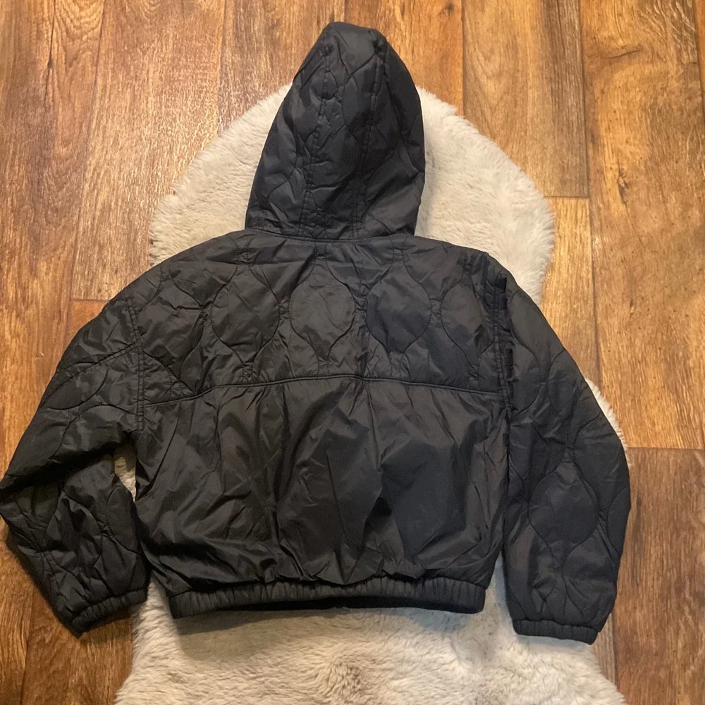 Old Navy Puffer Jacket Kids Size 10/12 Black Full Zip Hooded Lightweight Insulat